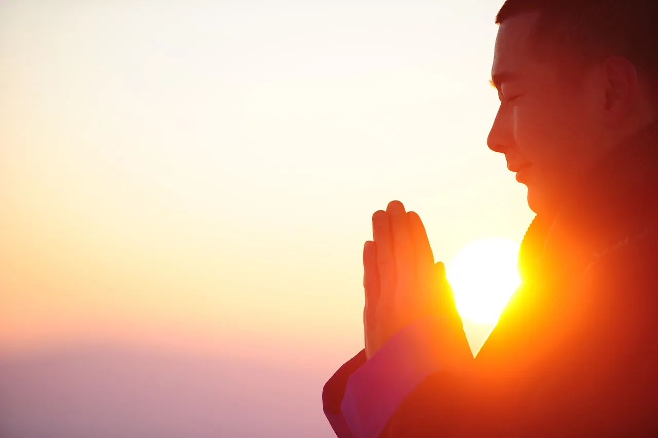 Movement for the desk-bound solopreneur: a minimum viable fitness routine (2026)